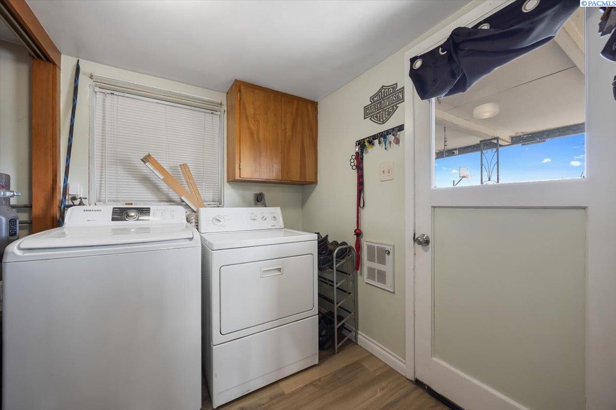 206504 East Bryson Brown Road Kennewick, WA 99337 - Photo 16 of 27 Gallery Image 16