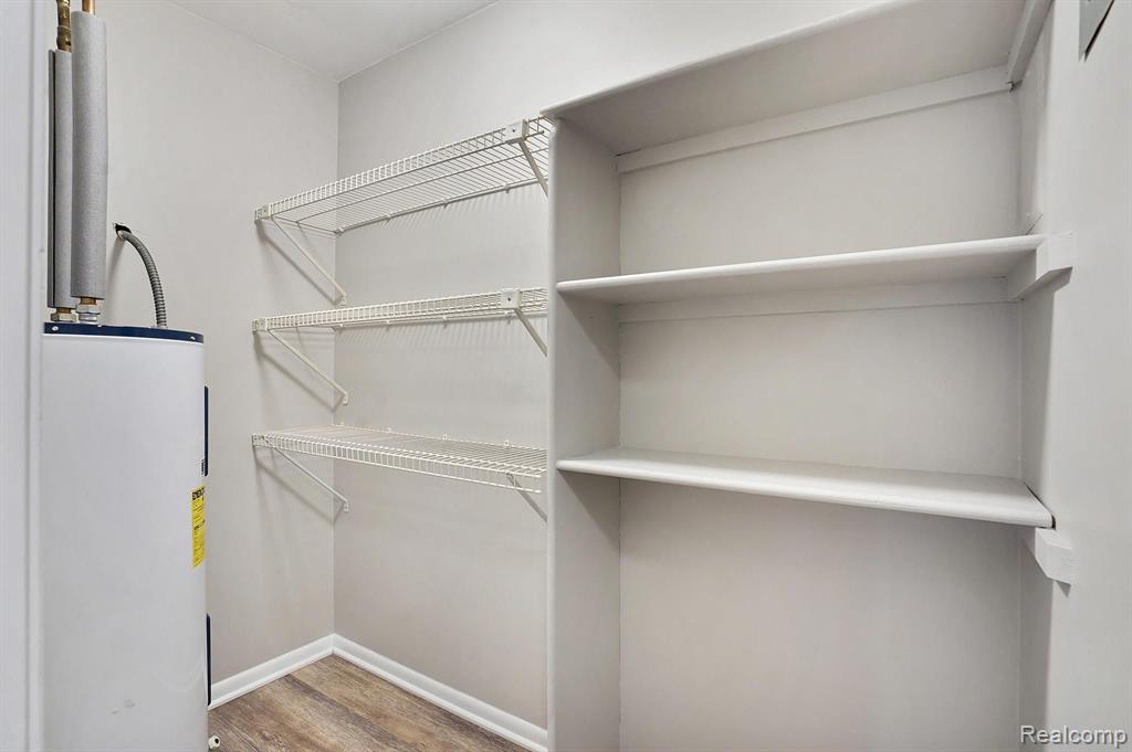 1627 South Riverside Avenue, Unit 4 St. Clair, MI 48079 - Photo 13 of 16