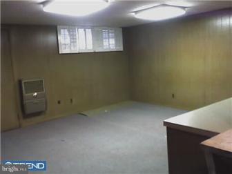 3747 West Country Club Road Philadelphia, PA 19131 - Photo 3 of 4 Gallery Image 3