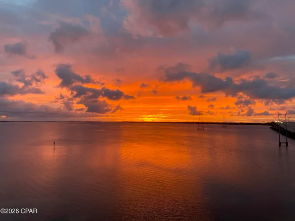 $500,000 | 6422 West US Highway 98, Unit 604, Panama City Beach, FL 32407