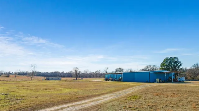 $1,250,000 | 4060 County Road 36220, Sumner, TX 75486