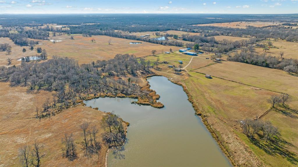 4060 County Road 36220 Sumner, TX 75486 - Photo 4 of 40 a view of city and ocean