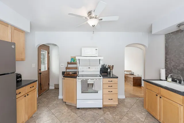 $294,900 | 2900 South Root River Parkway, West Allis, WI 53227