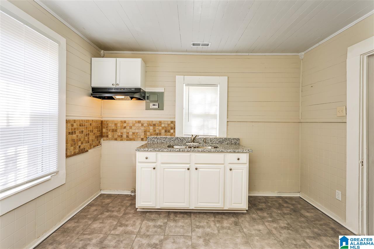 268 Main Street Talladega, AL 35160 - Photo 6 of 10