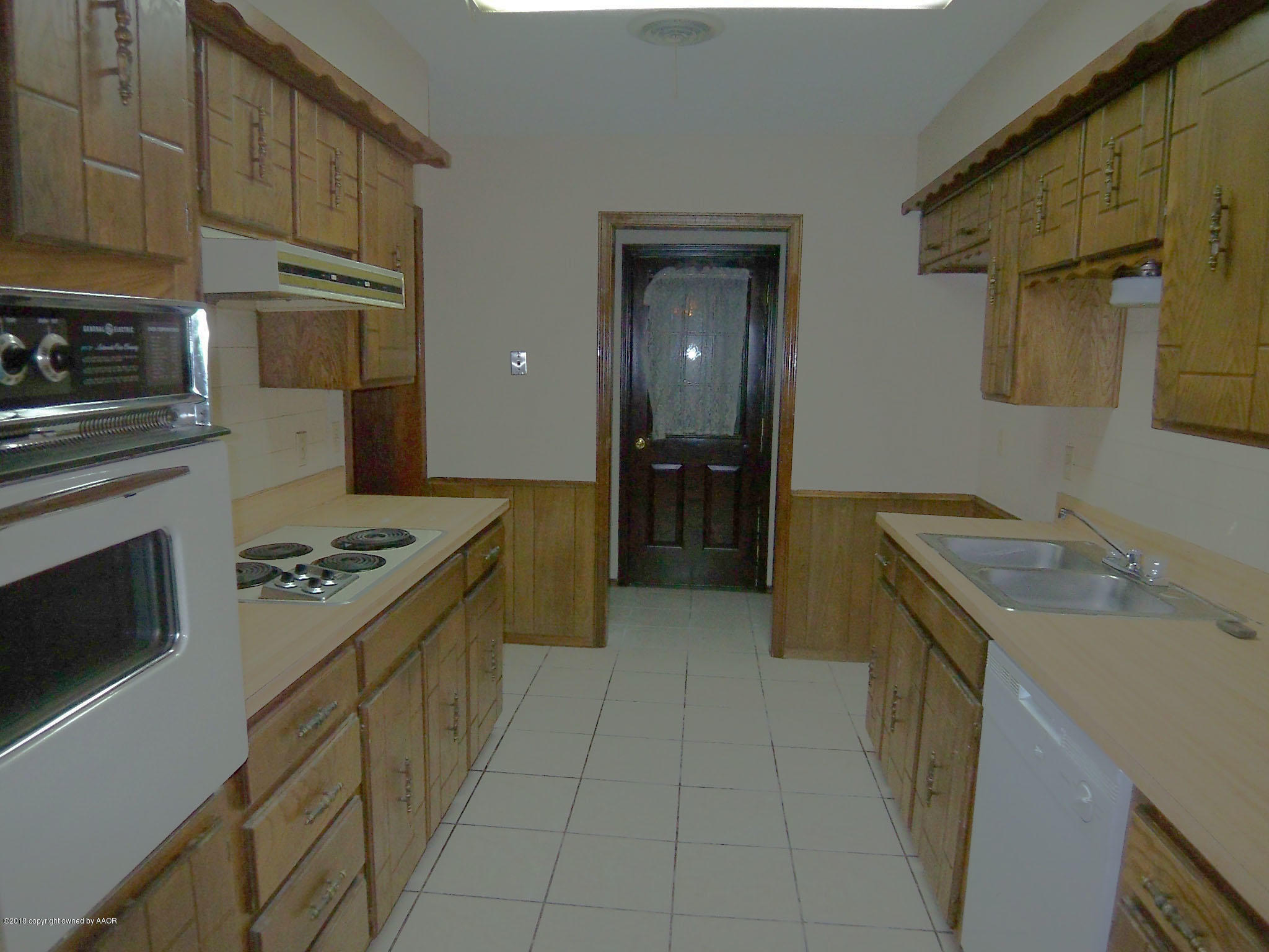 4424 Ridgecrest Circle Amarillo, TX 79109 - Photo 4 of 8 Kitchen