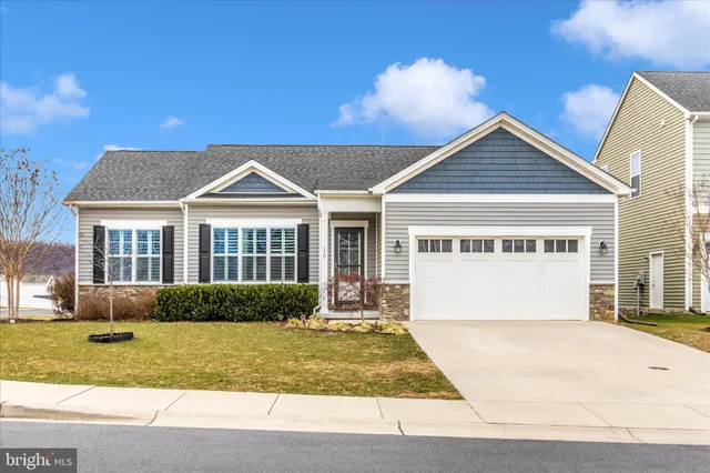 $599,000 | 210 Aylesbury Lane, Martinsburg, WV 25403