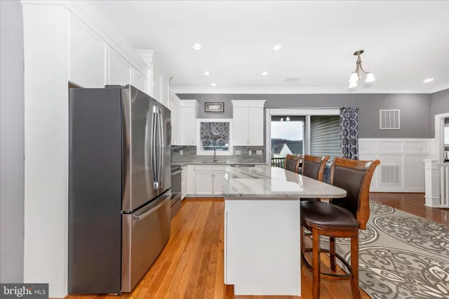 $599,000 | 210 Aylesbury Lane, Martinsburg, WV 25403