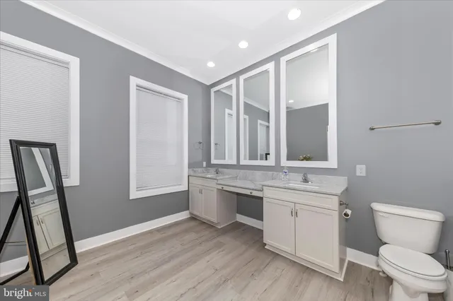 $599,000 | 210 Aylesbury Lane, Martinsburg, WV 25403