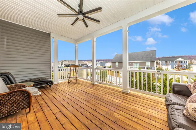 $599,000 | 210 Aylesbury Lane, Martinsburg, WV 25403