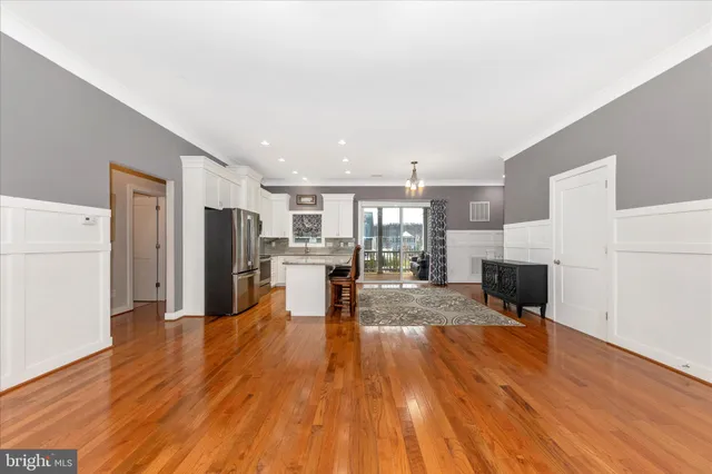 $599,000 | 210 Aylesbury Lane, Martinsburg, WV 25403