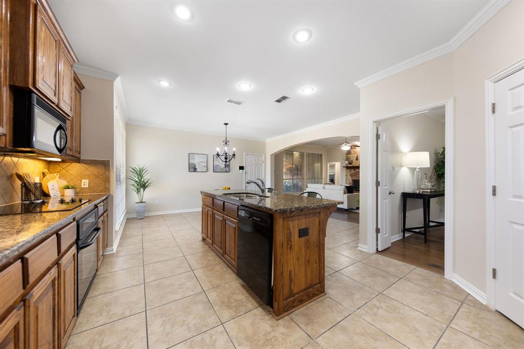 7005 Andover Court Rowlett, TX 75089 - Photo 13 of 39