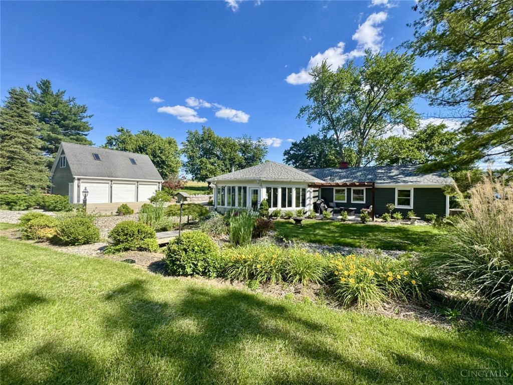 5596 Greentree Road Lebanon, OH 45036 - Photo 10 of 69
