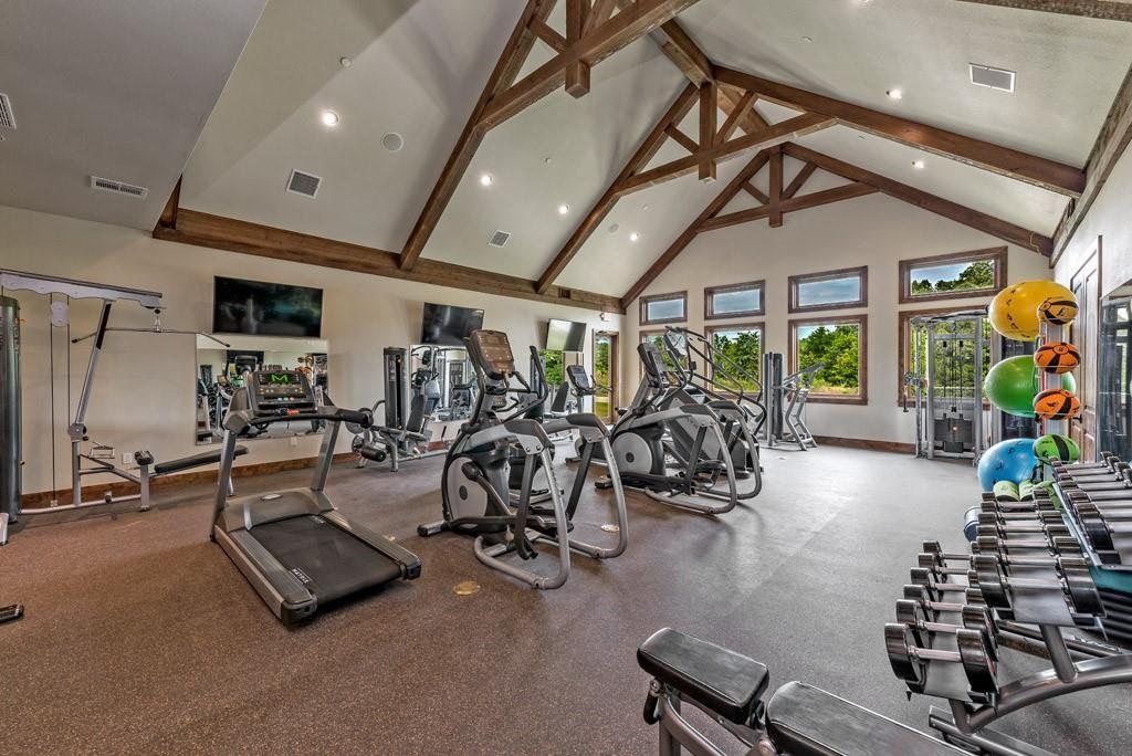 113 Shadow Crk Road Gordonville, TX 76245 - Photo 12 of 35 a view of a room with gym equipment