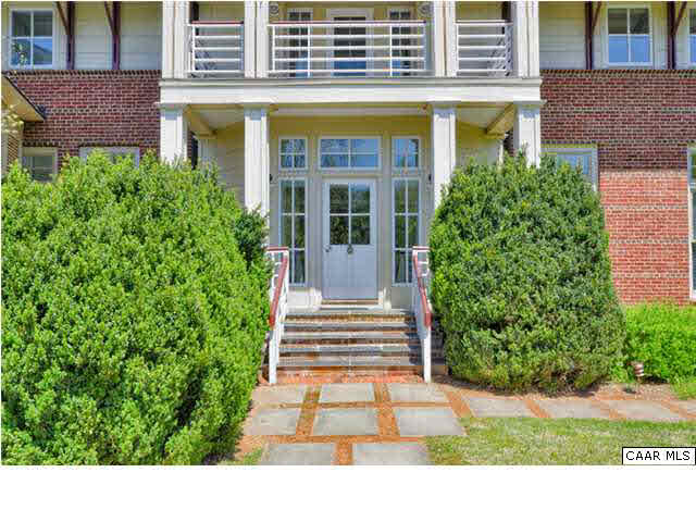 8352 Faber Road Faber, VA 22938 - Photo 3 of 32 Beautiful details throughout. Mature boxwoods line the path.