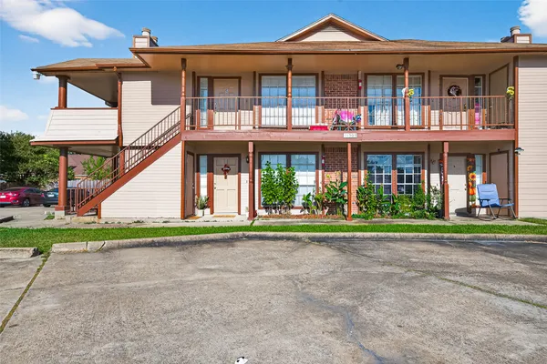 $1,100 | 11503 Nobility Drive, Unit 4C, Houston, TX 77477