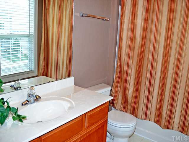 2733 Andover Glen Road Raleigh, NC 27604 - Photo 12 of 17 Master Bath/Spa
