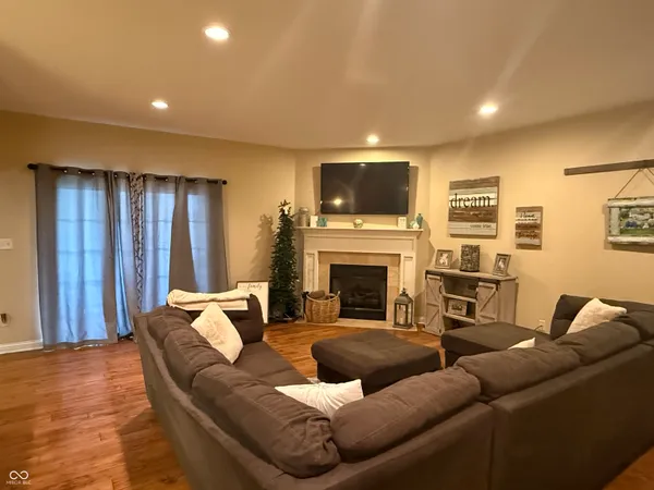 $439,000 | 909 East Mill Creek Road South, Greensburg, IN 47240