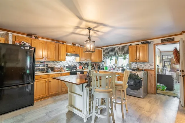 $425,000 | 347-349 Main Street, Hardwick, MA 01031