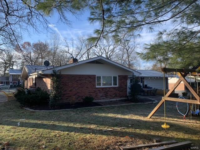 9875 Wild Deer Road St. Louis, MO 63124 - Photo 3 of 9