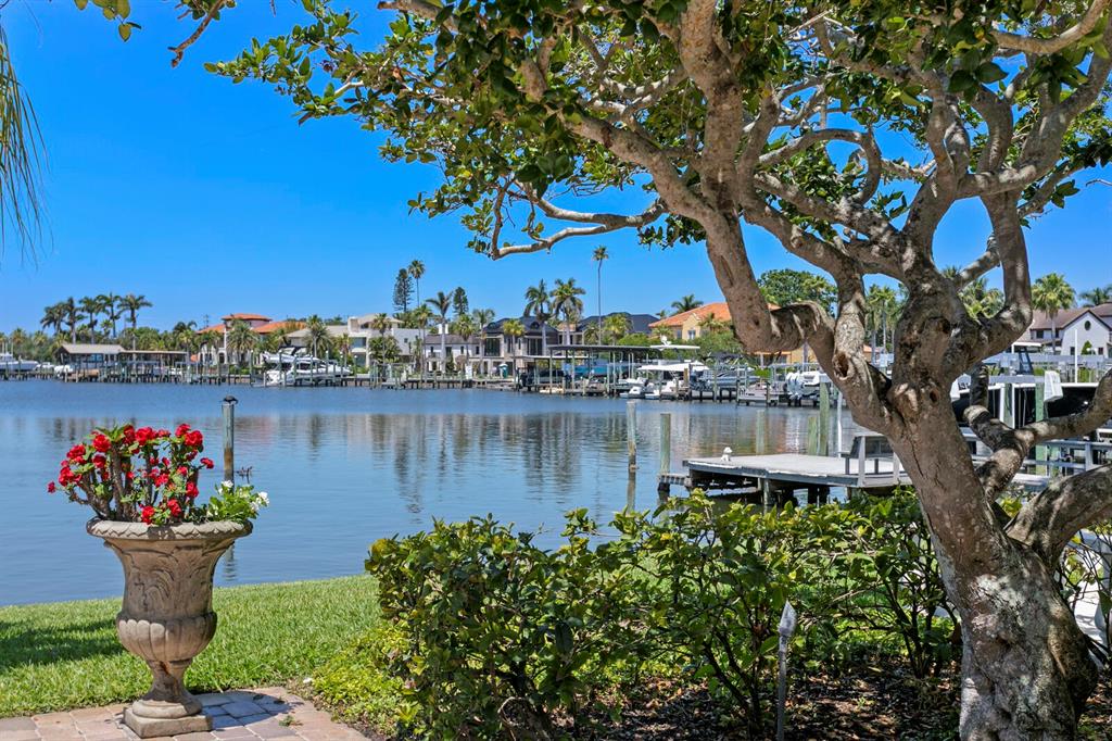 321 Brightwaters Blvd Northeast  