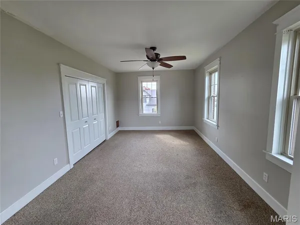 $159,000 | 239 West Elm Street, Alton, IL 62002