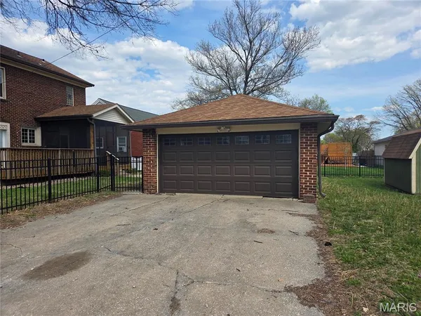 $159,000 | 239 West Elm Street, Alton, IL 62002