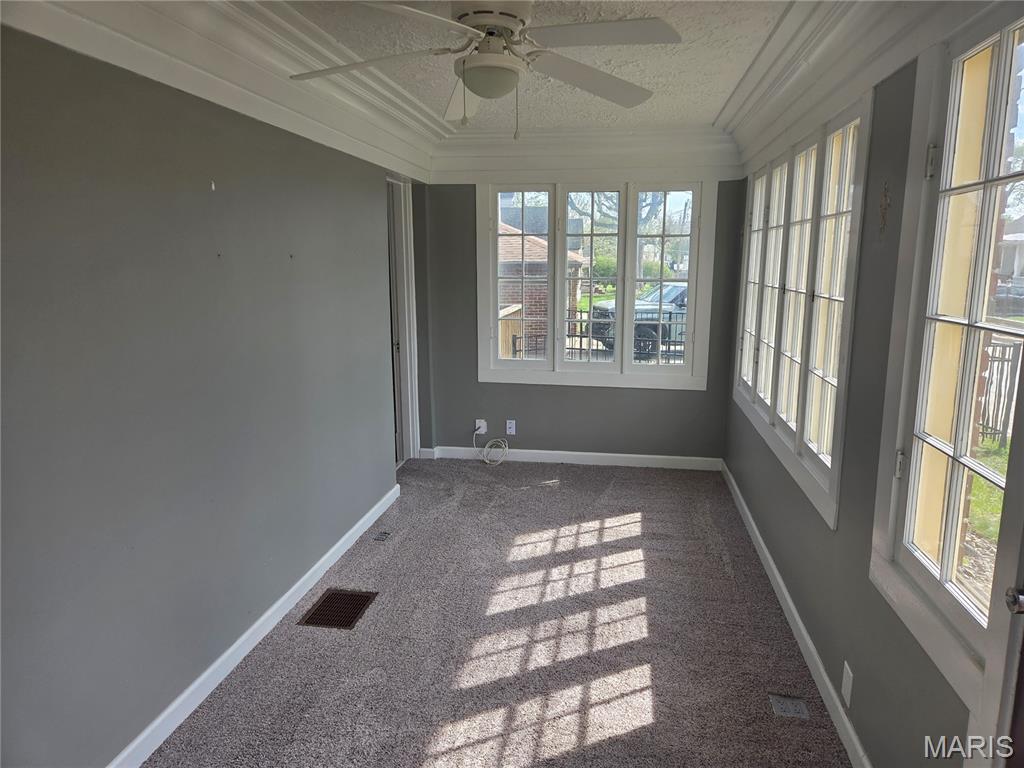 239 West Elm Street Alton, IL 62002 - Photo 9 of 23