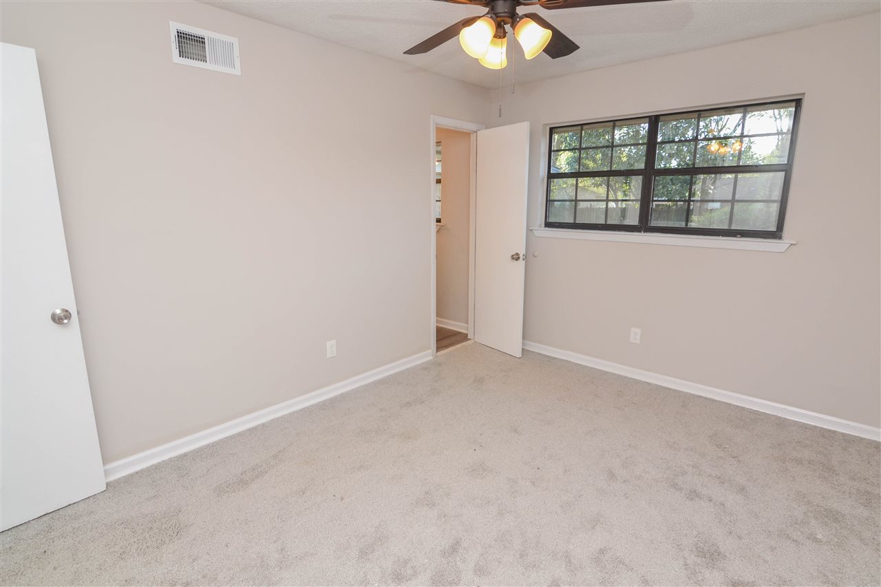 6590 Forestgate Road Horn Lake, MS 38637 - Photo 8 of 11 Gallery Image 8