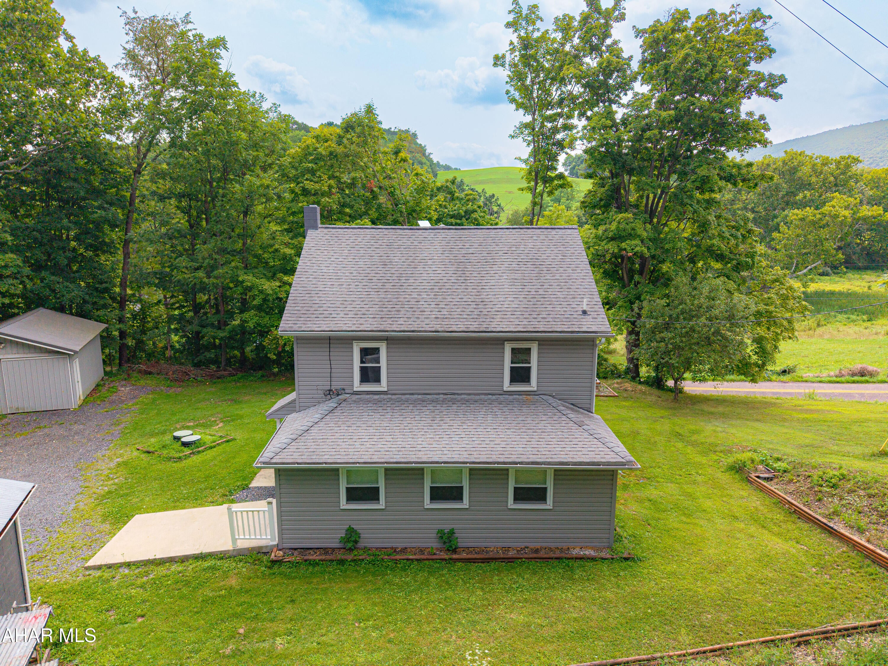 189 North Milk And Water Road Everett, PA 15537 - Photo 6 of 71 Gallery Image 6