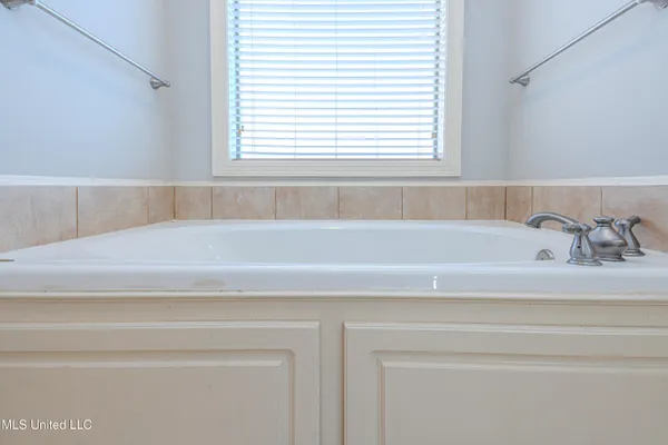 $274,000 | 182 Harvey Crossing, Canton, MS 39046