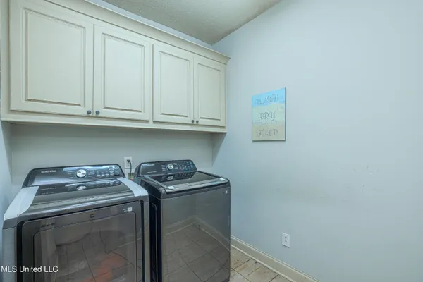 $274,000 | 182 Harvey Crossing, Canton, MS 39046