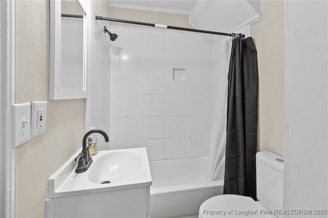 211 Hawthorne Road Fayetteville, NC 28301 - Photo 16 of 30