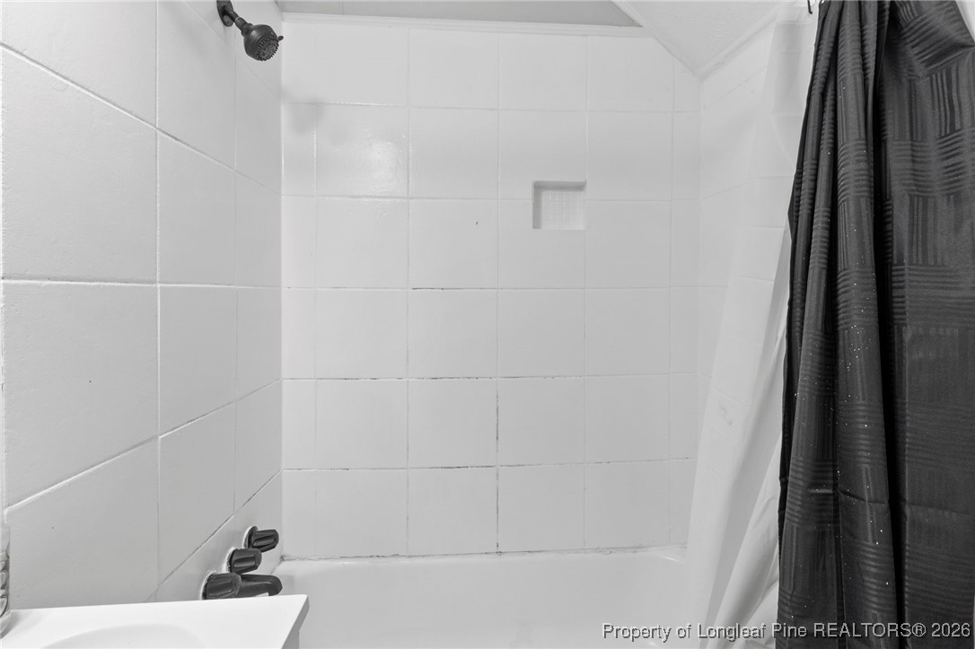 211 Hawthorne Road Fayetteville, NC 28301 - Photo 17 of 30