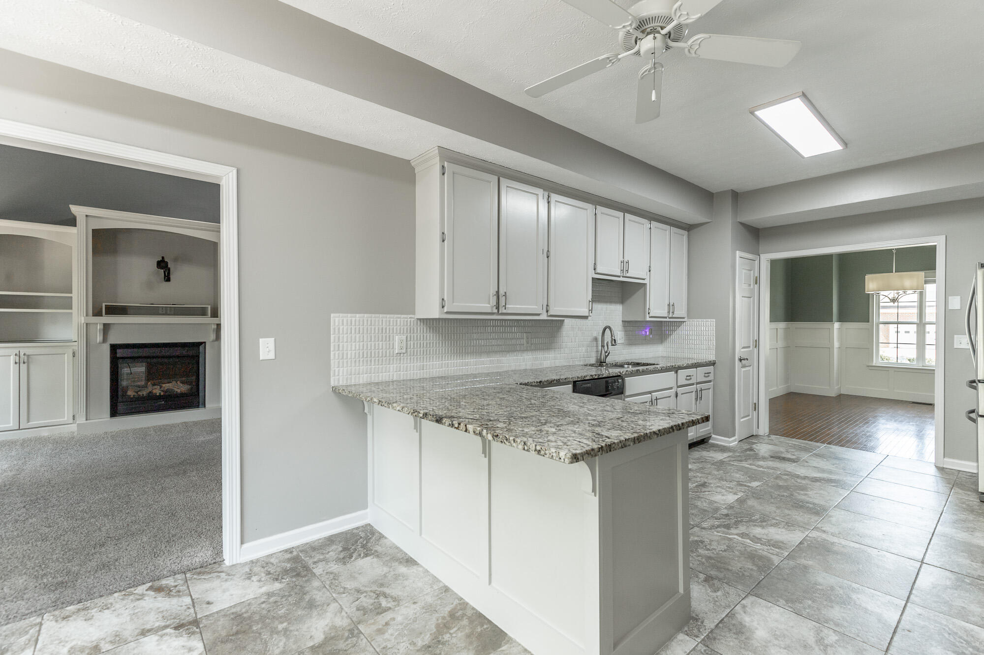 6418 Rim Crest Lane Harrison, TN 37341 - Photo 6 of 103 6418 Rim Crest Lane HD-79