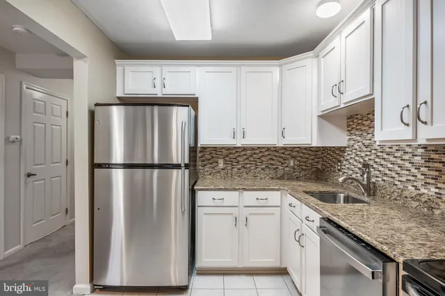 $295,000 | 2507 A Bluegrass Drive, Mount Laurel, NJ 08054