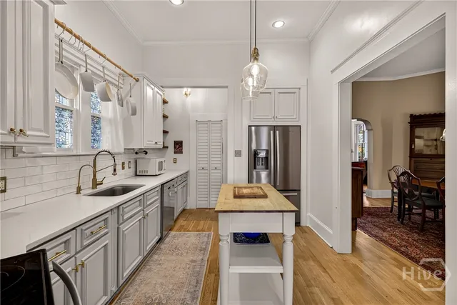 $765,000 | 513 East Henry Street, Savannah, GA 31401