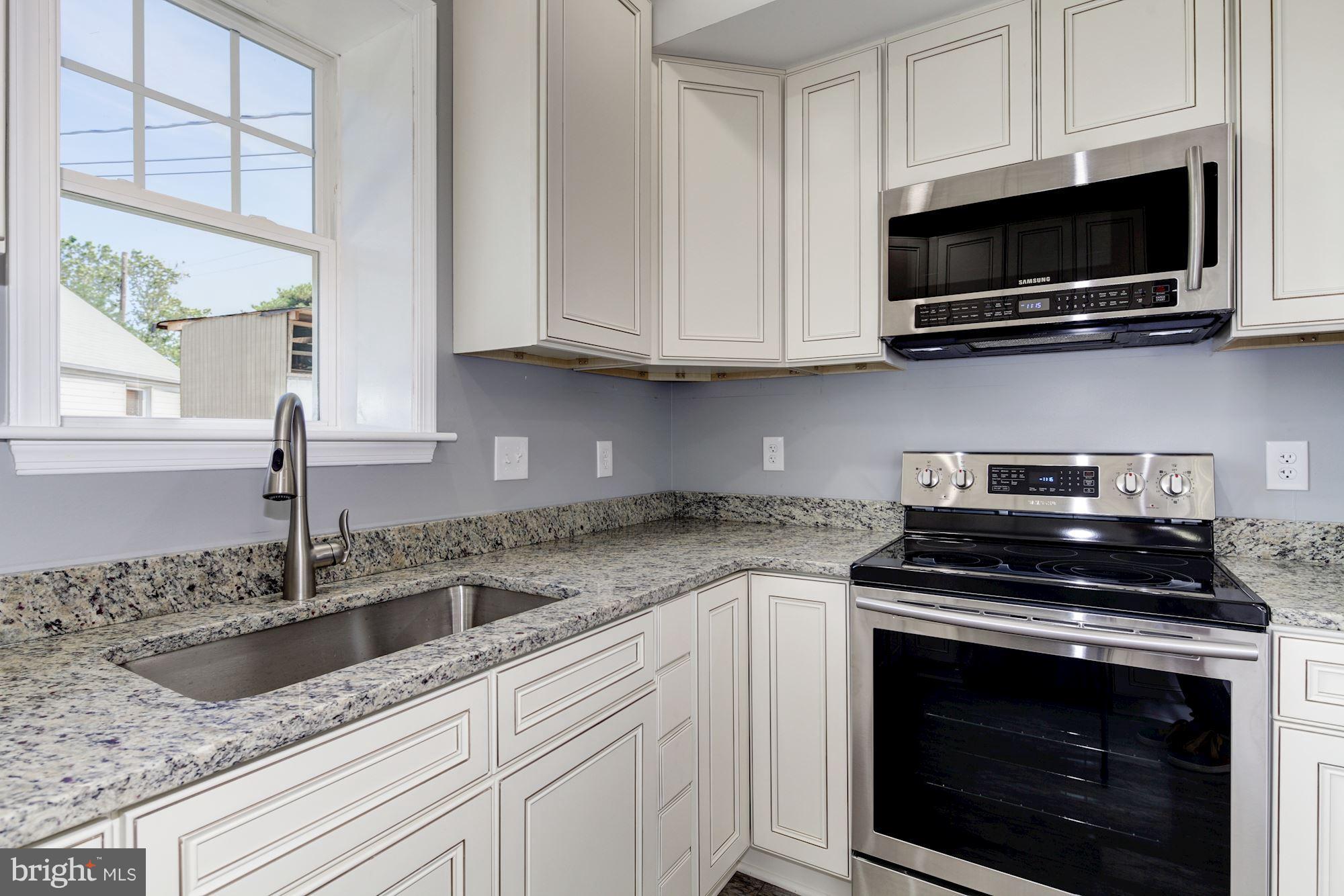 3415 Louth Road Baltimore, MD 21222 - Photo 12 of 28 Kitchen