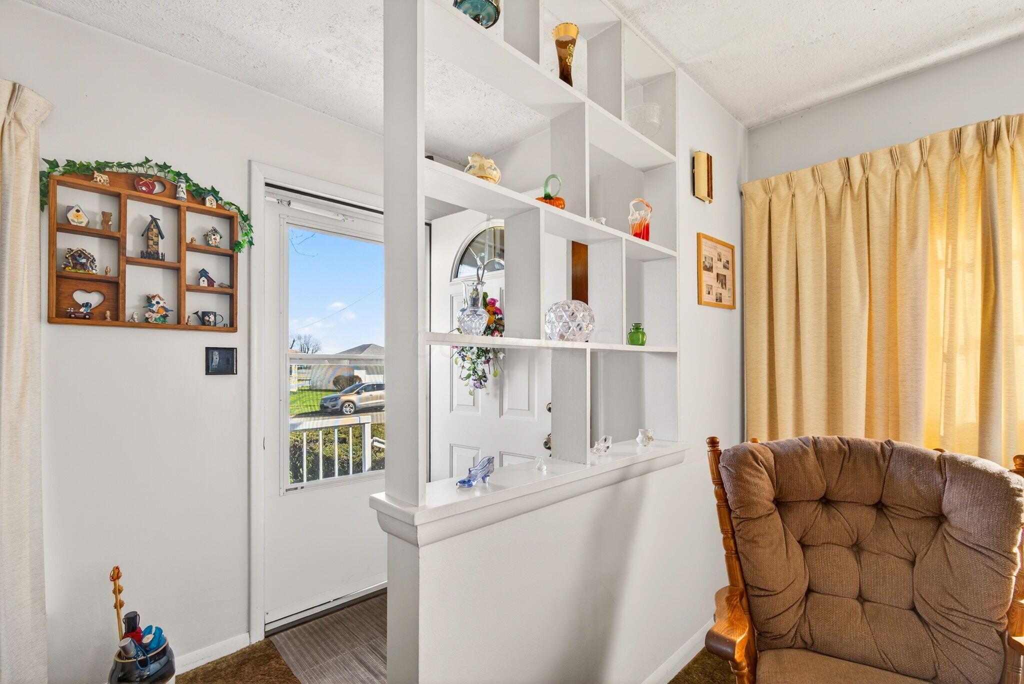 255 Lewis Road Circleville, OH 43113 - Photo 7 of 30 255 Lewis Rd 31