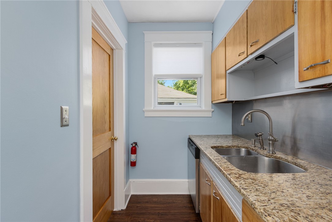 104 Bliss Road, Unit 1 Newport, RI 02840 - Photo 27 of 28
