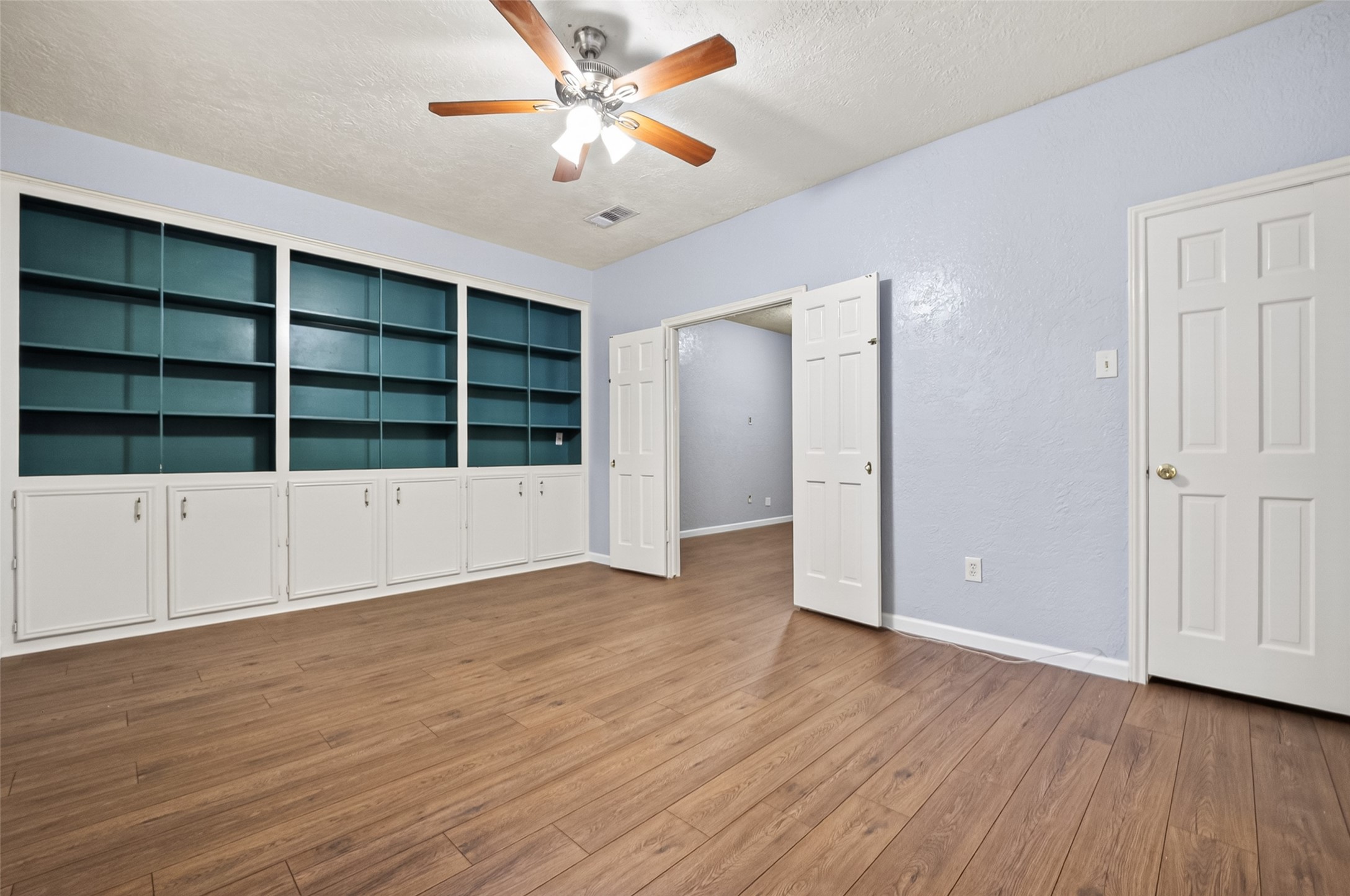 8103 Oak Moss Drive Spring, TX 77379 - Photo 10 of 50