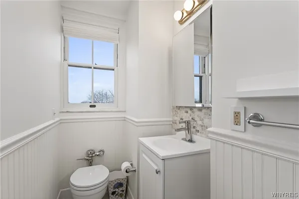 $599,000 | 33 Gates Circle, Unit 6B, Buffalo, NY 14222