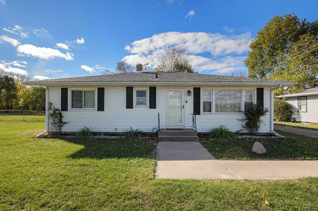 $220,000 | 2034 Union Avenue, Benton Harbor, MI 49022