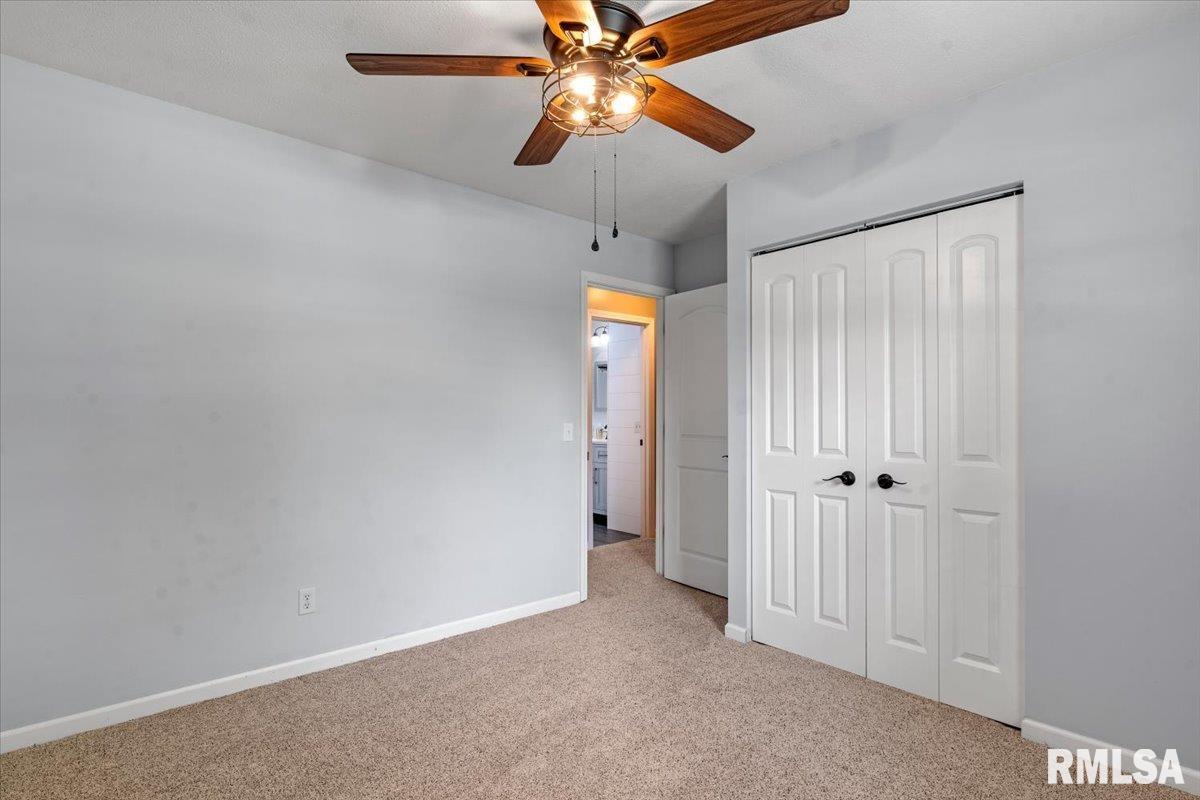 2913 Selkirk Road Springfield, IL 62702 - Photo 22 of 40
