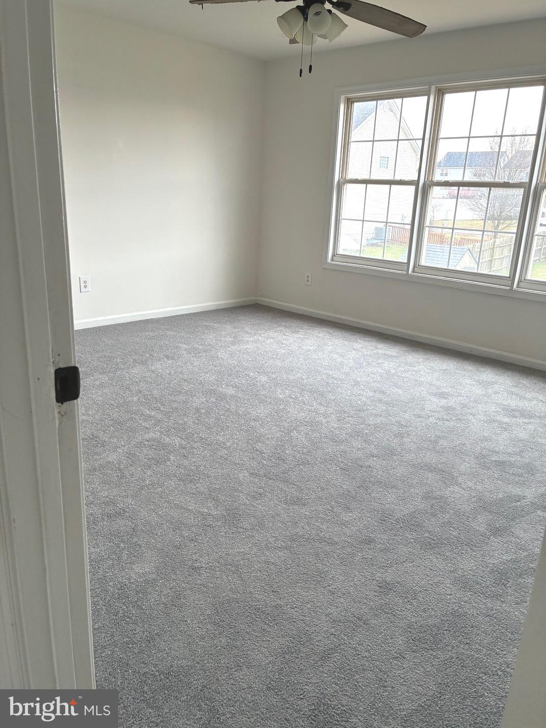 331 North Teal Road Martinsburg, WV 25405 - Photo 23 of 35 an empty room with a empty space and windows