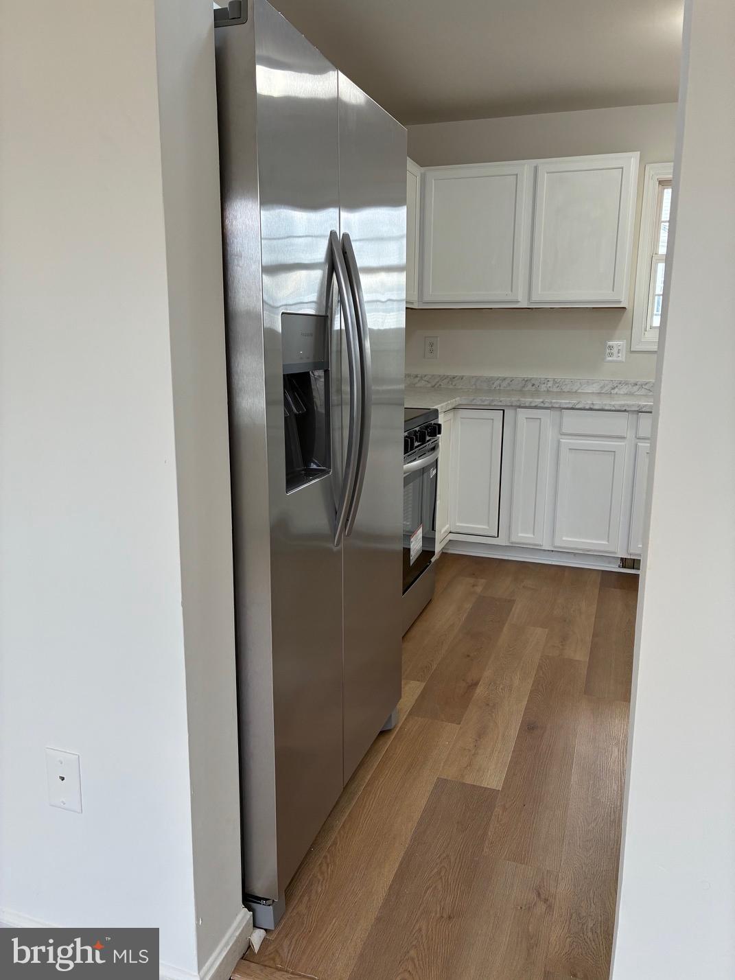 331 North Teal Road Martinsburg, WV 25405 - Photo 9 of 35 a utility room with washer and dryer