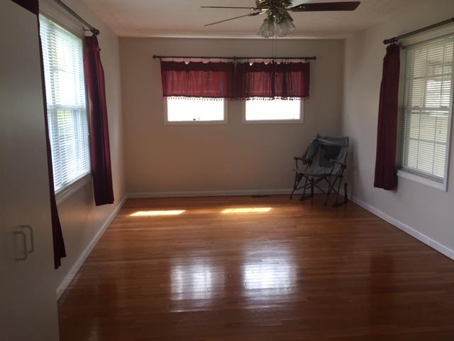 71 Outer Drive Oak Ridge, TN 37830 - Photo 24 of 32 IMG_2929