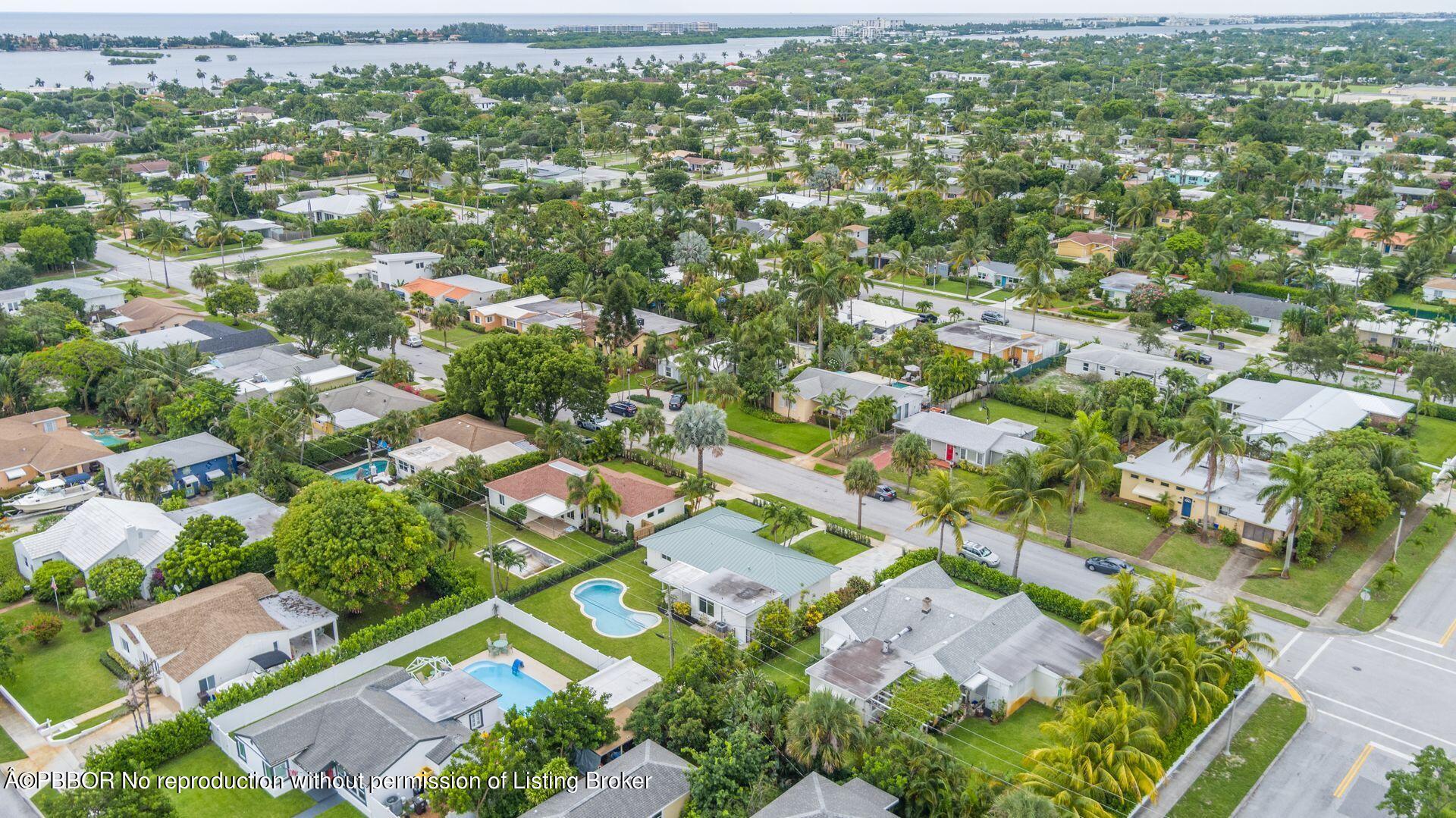 369 Franklin Road West Palm Beach, FL 33405 - Photo 23 of 31 32