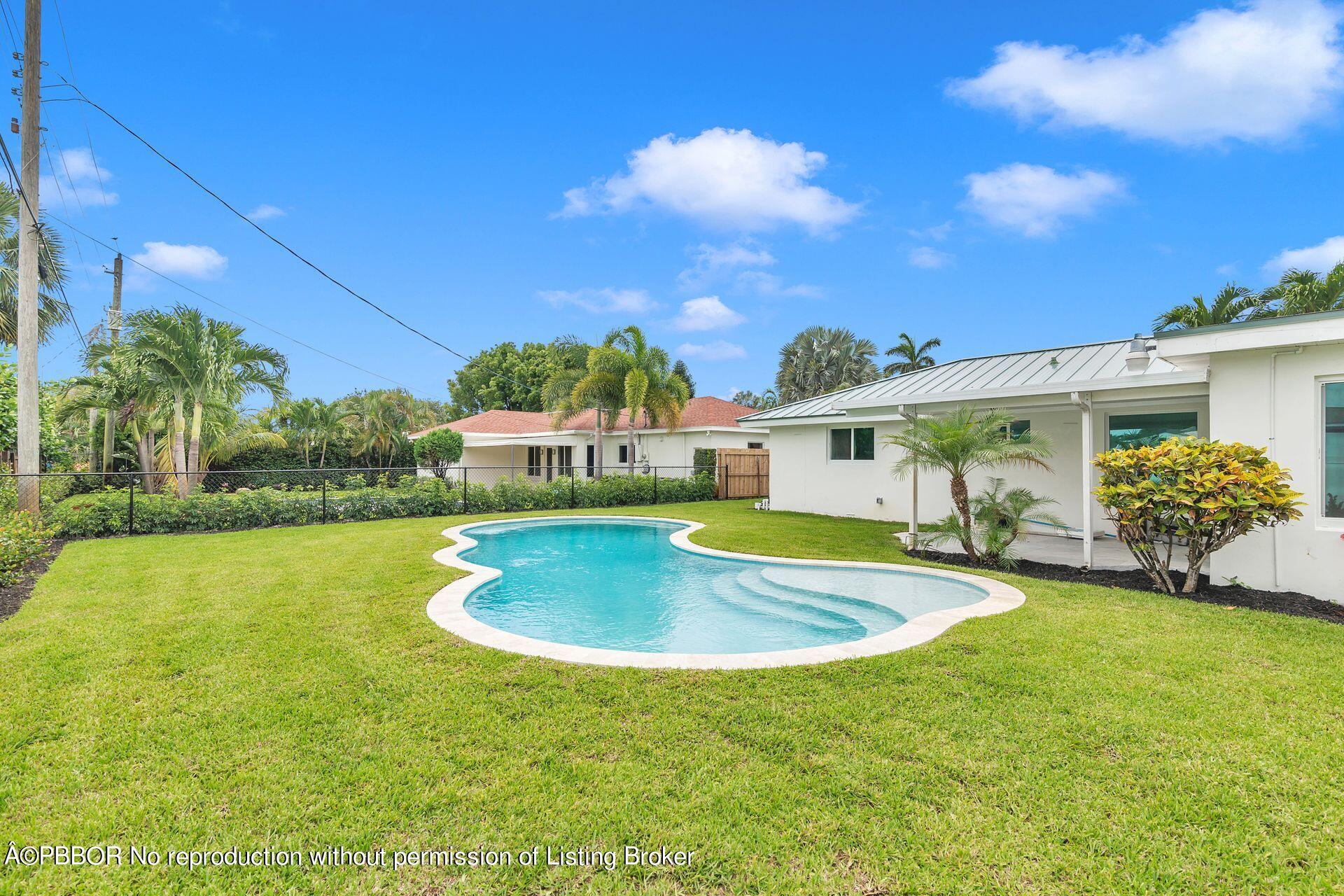 369 Franklin Road West Palm Beach, FL 33405 - Photo 26 of 31 35