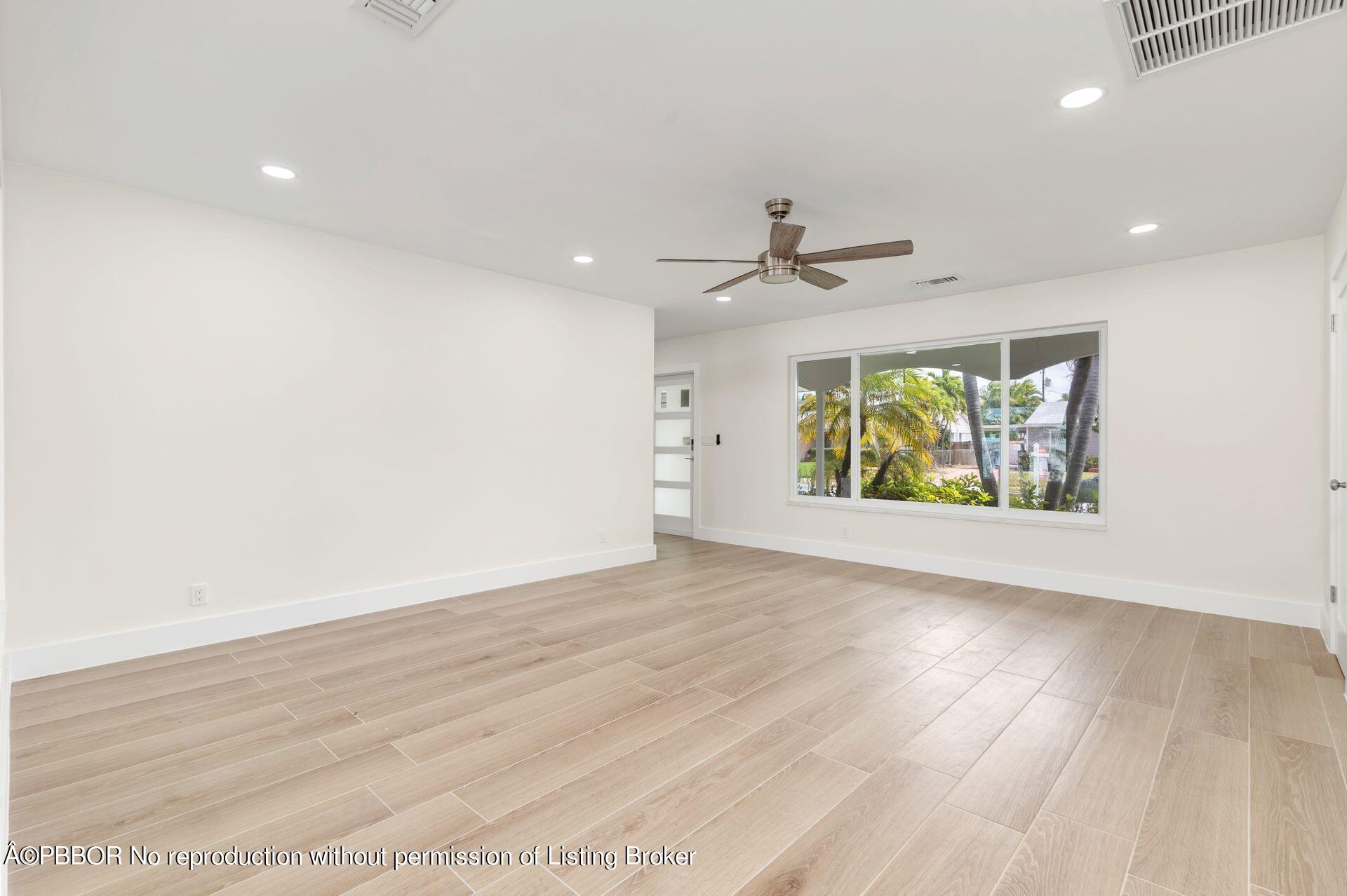 369 Franklin Road West Palm Beach, FL 33405 - Photo 4 of 31 6