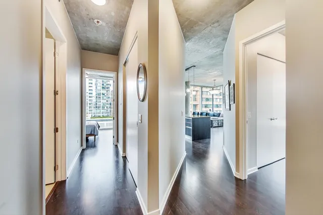 $4,000 | 600 North Fairbanks Court, Unit 1607, Chicago, IL 60611